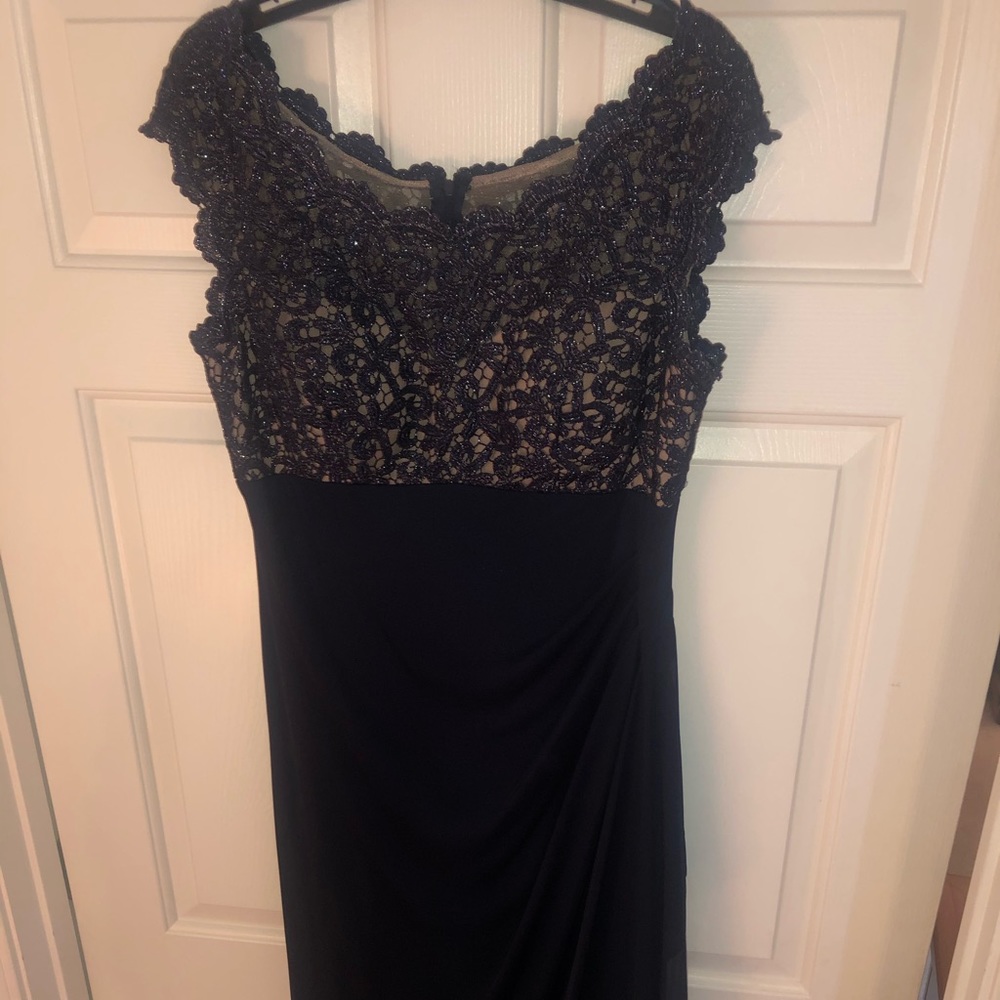 Formal dress never worn